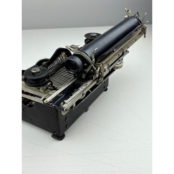 Antique 1917 Corona Model 3 Folding Manual Portable Typewriter - Picture 11 of 14